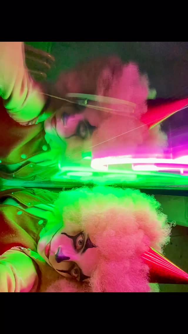 @miss100percentfunk goes live!
Check out Miss Funk Films ~ link in bio