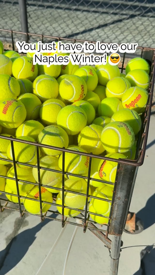 What a beautiful day for Tennis! Be sure to check out our website for events and sign up for Cardio Tennis! 🎾
#naplestennis #naplesflorida #naplesgrandetennis #tennis #naplesgrande #cardiotennis #naplesfl