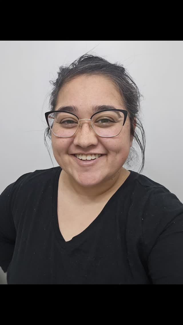 Cleansing a space truly rids the energies holding you back.
A cleanse before the new year will be done.
Comment your favorite way to cleanse. 🖤