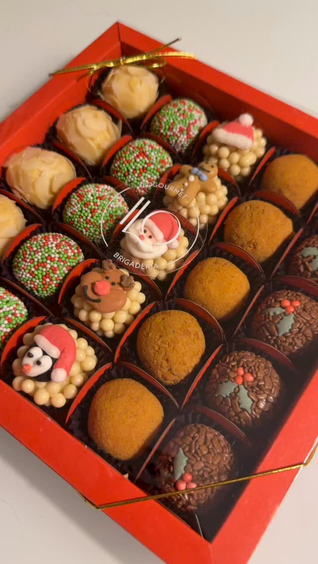 🎄✨ Today all mail orders went out and now I’m getting ready for my LAST Christmas event tomorrow!
If you still need festive brigadeiro treats, gifts, or something sweet for the weekend…
📍 Tomorrow is your last chance before Christmas
Come say hi, grab some goodies and support small ❤️
See you there! 🎅🏼✨
📍 Tallipihan Joulutori @tallipiha
🕒 11-18