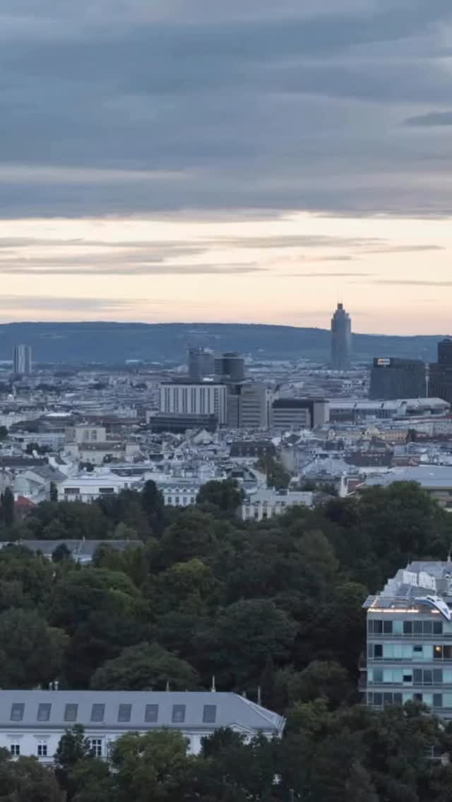 ✨ Secure 10% Off Your Brunch! ✨
Start the new year with something delicious! Reserve your table for January 11, 18, or 25 by January 21 and enjoy an exclusive 10% discount.
🥂 Gather your friends, indulge in mouthwatering dishes, and make it a day to remember.
📅 Spots are limited—don’t wait! Book now and treat yourself to the ultimate brunch experience.
#aurorarooftopbar #bestoftheday #viennavibes #rooftopbar