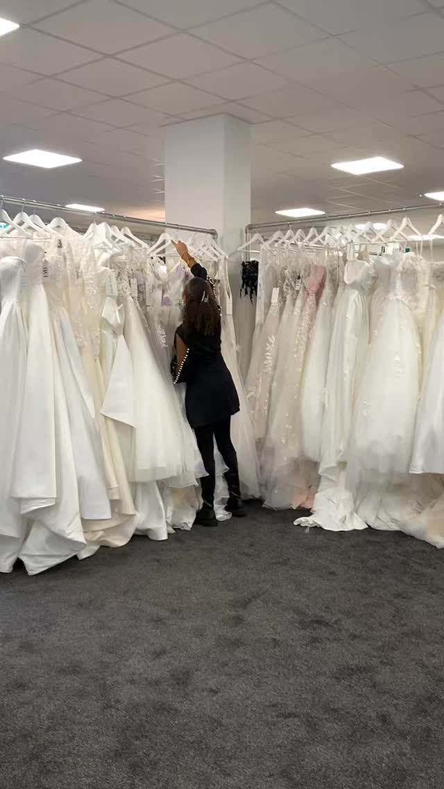 We’ve got a little visitor in the boutique today, You may recognise her as your bridal stylist but in actual fact she is an elf!
.
.
.
#weddingdress #bride #weddingexperience #weddings #weddingoutfits weddingstyle weddingdresses weddinginspiration weddingideas weddingdresssale bridalstyle bridesgrantham lincolnbride nottinghambride eastmidlandbride eastmidlandswedding bridetobe bridetribe newarkbride newarkontrent ollertonbrides tuxfordbrides Sleafordbrides mansfieldbrides doncasterbride