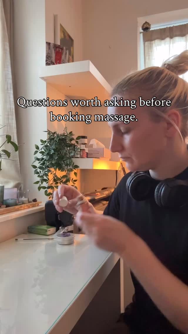 Before you book massage, it’s worth asking a few simple questions.
Is this treatment tailored to the individual,
or applied the same way to everyone?
Is the therapist trained to work with stress, pain,
and nervous system overload — not just relaxation?
And does the space feel calm enough
for your body to actually let go?
These things matter more than most people realise.
If you’re gifting or booking, choose care that’s considered.
Book or gift online.
#MassageTherapy #ClinicalAromatherapy #WellbeingClinic #AndoverWellbeing #HampshireWellness