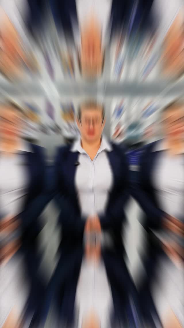 Dans le budget 2026, Valérie Pécresse acte l’arrêt des 2 millions de subventions aux missions départementales des personnes handicapées.
Fauteuils roulants, aménagements de logement… c’est l’autonomie de 2 000 personnes qui est menacée chaque année. Une décision honteuse que nous avons dénoncée en séance la semaine dernière. Nous exigeons le rétablissement de ces aides !