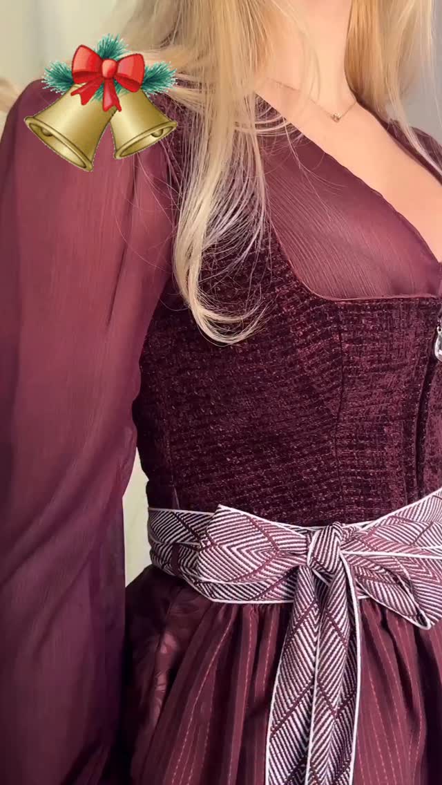 Wir wünschen euch frohe besinnliche Weihnachten mit euren Liebsten🎁🎄😍
Euer Fesch Beinand Team 😘