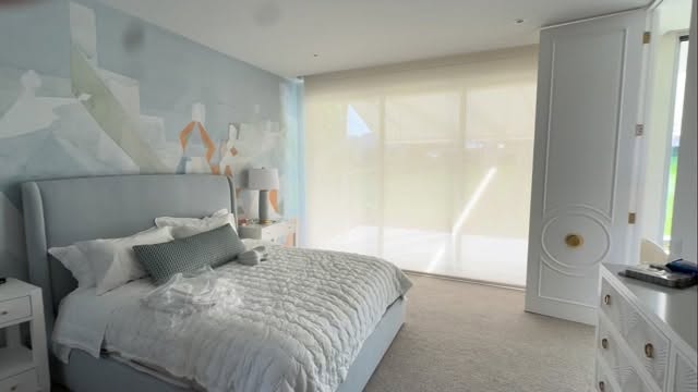 For extra wide shades over 12’ we use @somfyus Ultra Quiet Sonesse motors.