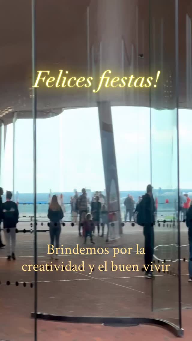 Nuestros mejores deseos para el nuevo año. Que el arte nos siga reuniendo, inspirando y abriendo miradas. Brindemos por todo lo bueno que pasó y lo que vendrá #felicesfiestas #artecontemporaneo #exposición #feliz2026 #arteargentino Nuestros mejores deseos para el nuevo año. Que el arte nos siga reuniendo, inspirando y abriendo miradas. Brindemos por todo lo bueno que pasó y lo que vendrá #felicesfiestas #artecontemporaneo #exposición #feliz2026 #arteargentino