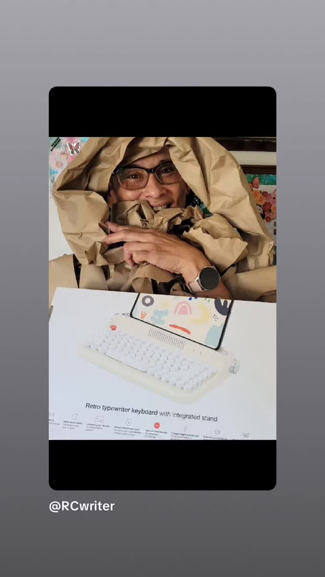 Unwrapped an early holiday gift from my DantheMan and, wow! I love it!!
🌟 feeling the magic of the holidays!
🌟 check out my books at rcwriter-pen-ink-suffering.com
🌟 also available on Amazon
#writerslife
#read
#speculativefiction
#booklover
#books