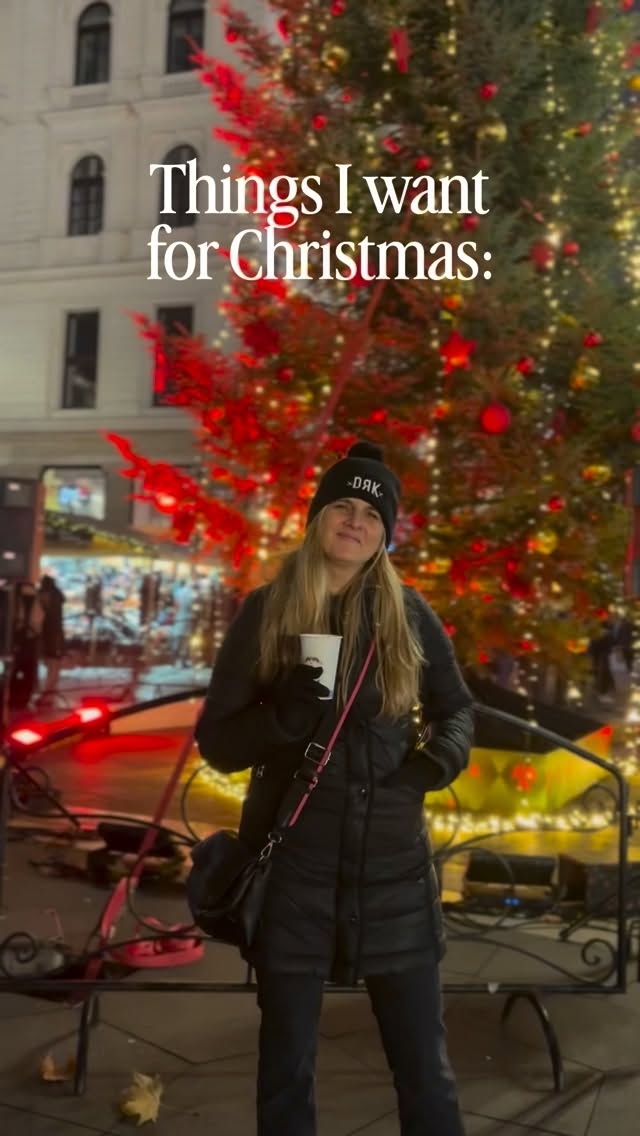 Merry Christmas to you!
Whatever is on your list this year I hope you’ll receive it ✨