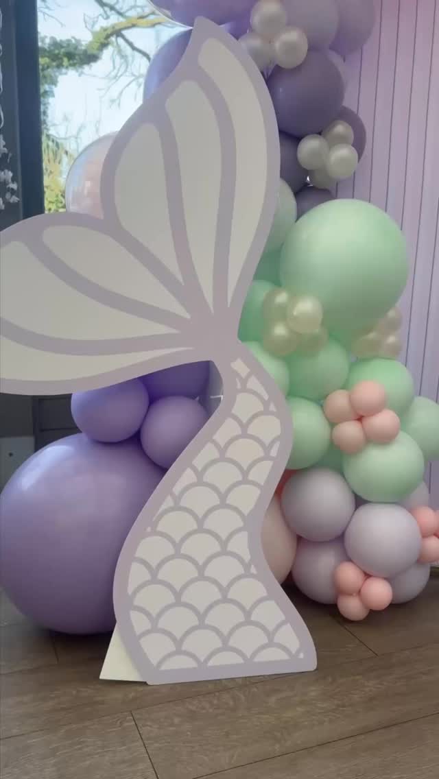 🧜♀️Mermaid themed birthday decoration🧜♀️
💫Making a splash for little girls first birthday! ✨💫
A magical mermaid celebration with waves of fun, laughter, and love!
@jasminesdecoration
.
.
.
DM to book your Display.
.
.
.
#birthdayballoons #manchesterballoons #balloondecoration #themedbirthday #mermaidbirthday