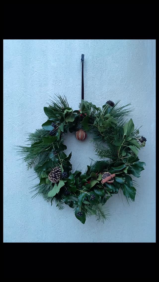 Wreaths today - all from the garden.
Yule tide blessings. ✨
#yule #roselandpeninsula #blessings