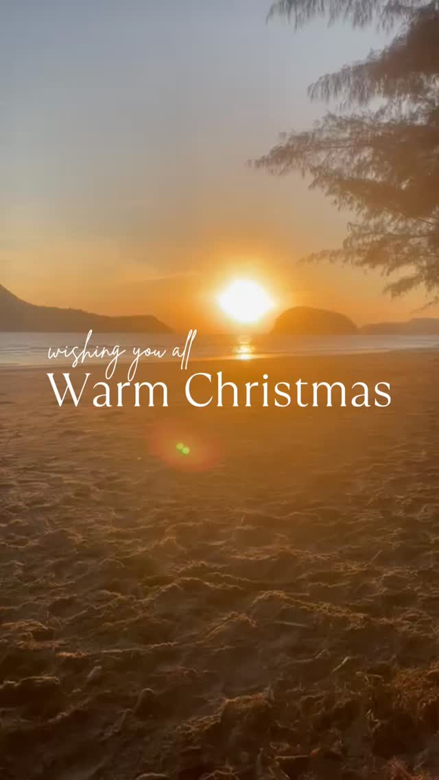 to whoever celebrates today: wishing you, beautiful people, warm Christmas, full of love and friendly faces. with love, yours, Social Media Sugar Fairy 🩷🎄