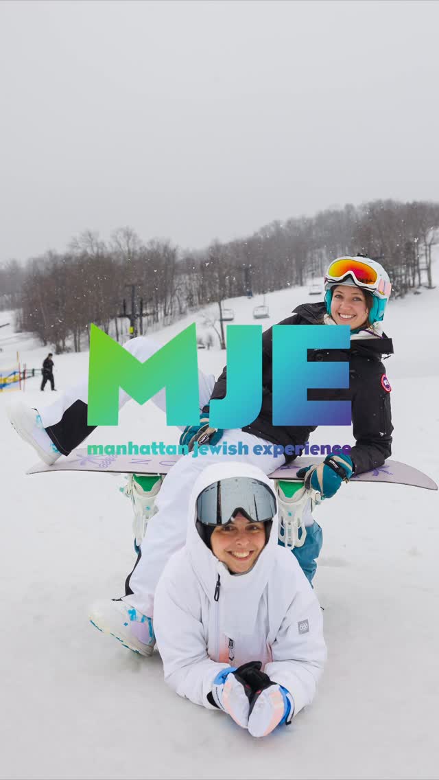 Apply now to our Young Professionals Annual Vermont Winter Retreat on Mount Snow ❄️!! Link in our bio