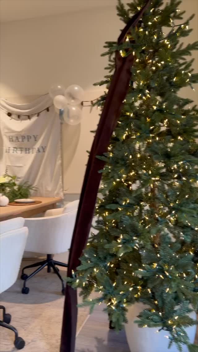 Our first ADI Team “Holiday Hoobie Whattie” Christmas Party in the books!
Pottery Painting from @crockadoodleinbentonville
Favorites gift exchange
Lunch @_lomamx
Spa day @woodhouserogers
Cake from @ricksbakeryrogers for Ashton’s Bday 🫶🏼
It was a perfect day with the BEST team 🤎