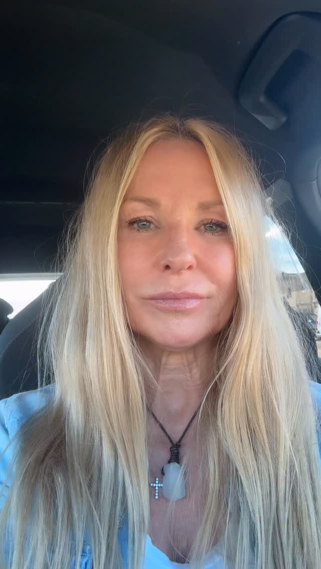 An invitation to join us at
Earth Yoga on January 3rd.
We breathe to remember why we’re here.
We create a vision board to bring that knowing to life.
🌀 Psychedelic Breath + Vision Board Workshop
🕘 9:00am – 12:30pm
☕ Morning tea provided
✂️ Vision board supplies provided (please bring magazines)
🧣 Wear warm, comfy clothes & socks
🧘♀️ Bring a yoga mat (studio mats available to rent for a small fee)
€70 cash
Sign Up Link in Bio Above
Come breathe, feel, and create what’s next ✨
#psychedelicbreath #breathworkjourney #visionboardworkshop #mallorcawellness #BreatheWithDebbie