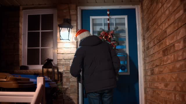 🎄☃️Wishing you all a Merry Christmas and happy holidays. Let’s celebrate with @the_fs.studio's Christmas special to wrap up 2025!
❄️❄️
Thanks for our co-founder @pedropablo_am for appearing in this video
Music used in this video (Artist.io licensed):
Silent Night - Ardie Son
The best time of the year - Micheal Shynes
#christmas #holiday #filmmakers #santa #winter