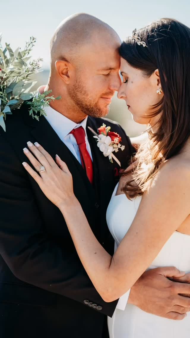 A FEW OF THE SPCEIAL MOMENTS AND DETAILS CAPTURED. 💕
.
.
#azweddings #weddingphotography #weddingphotographer #arizona #photographer