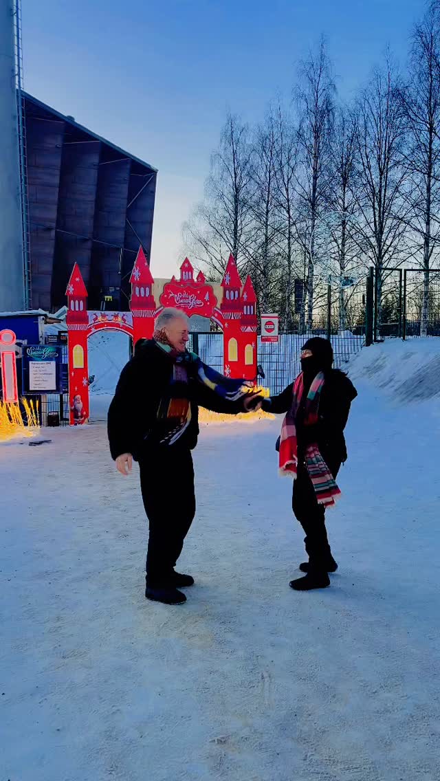 An Italian couple dancing at SnowGlow in the morning on Christmas Day ✨
What a beautiful day, and what a lovely couple ❤️🎄 #visitrovaniemi #visitlapland #visitfinland #winterwonderland #rovaniemi