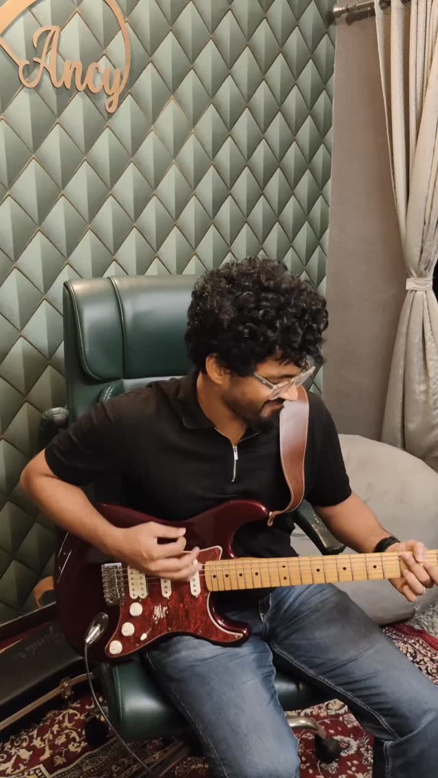 Just some music from my home studio.
Hope you enjoy this short reel 🎸
#musicproducer #homestudio #guitarsolo #rock #fusion