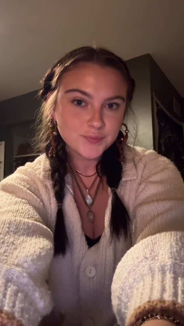 Lately I’ve been sitting with my anxious attachment and how easy it is to fall back into old patterns, even when you know better.
The hardest part for me isn’t the awareness, it’s the acceptance.
Letting go of what I hoped would be different.
Releasing the need to be chosen, reassured, held in certainty.
Healing isn’t linear. Some days it looks like strength, and other days it looks like grieving what you’re learning to release.
I’m doing my best to move forward with compassion for the parts of me that learned to attach this way.
One step, one boundary, one breath at a time 🤍
#anxiousattachment #attachmenthealing #healingjourney #lettinggo #selfcompassion