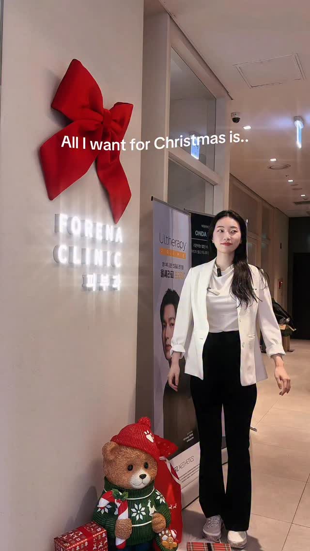 All we want for Christmas is… lifted, glowy skin 🎅
📍 Address
7th Floor, 140 Yanghwa-ro, Mapo-gu, Seoul, South Korea(5-minute walk from Hongdae Station Exit 9)
🌐 Website
www.forenaclinic.com
📱 Social Media
• WhatsApp: wa.me/821027363095
• Facebook: @forenaclinic
• TikTok: @forenaclinic
• Instagram: @forenaclinic
• YouTube: @forenaclinic
#ForenaClinic #SeoulClinic #KoreaAestheticClinic #HongdaeClinic
#SeoulSkincare