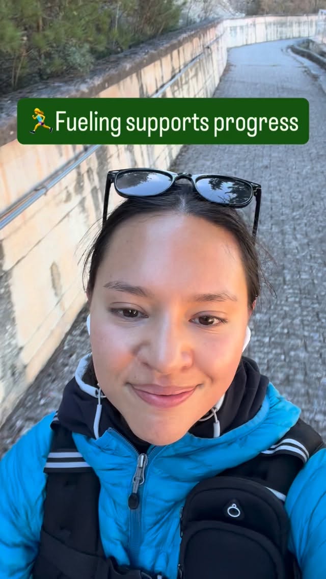 ✨💪🏼In rehab, progress isn’t just about programming.
When patients consistently under-eat — especially protein and total energy — we often see:
✅ slower strength gains
✅ difficulty tolerating load
✅ stalled body composition changes
✅ increased fatigue
Nutrition isn’t separate from rehab.
It’s one of the variables that determines whether adaptation actually happens.
Registered Dietitian collaborating with PTs on rehab nutrition, muscle preservation, and sustainable weight loss.