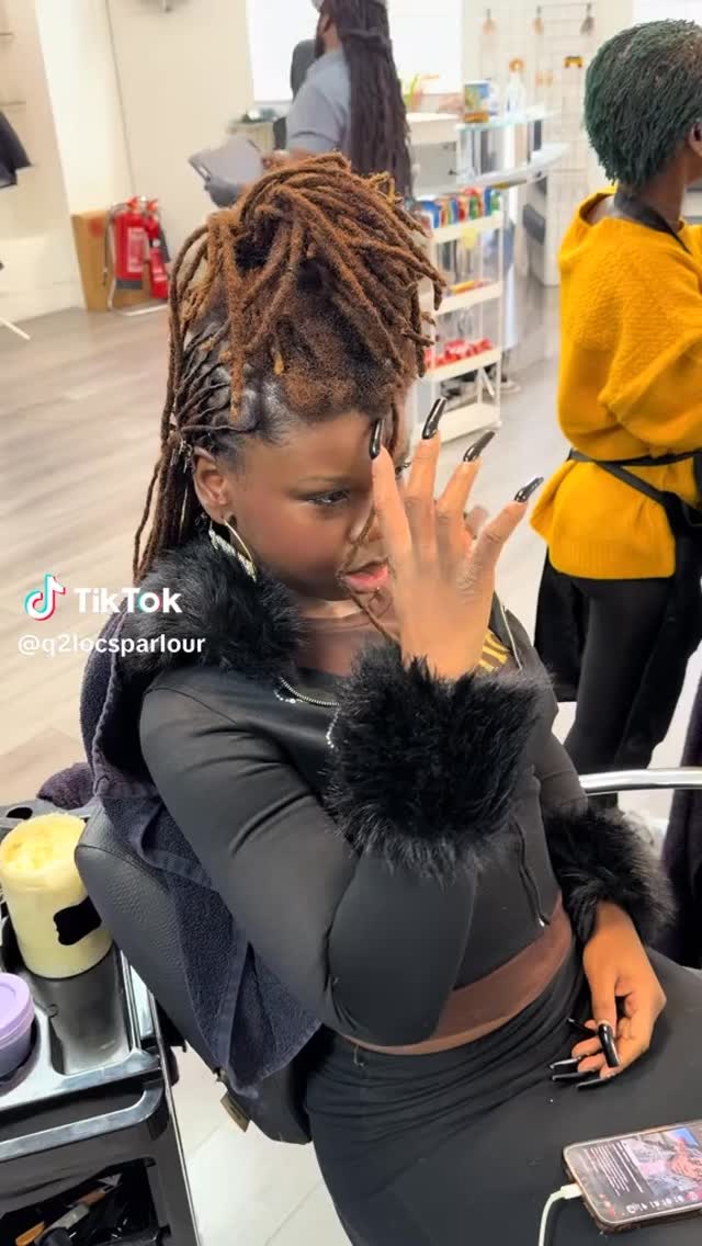 #q2locsparlour #locjourney #londonlocs #naturalhaircommunity #afrohaircare