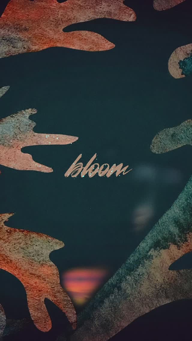New raga music coming out next Monday to fill your homes with sweet sitar and flute sounds. My new single, “Blossoms”, featuring the incredible @paulzlivingstone on sitar and Dani Ekbote on tabla. More coming soon. #indianmusic #hindustanimusic #indianclassicalmusic #sitar #tabla