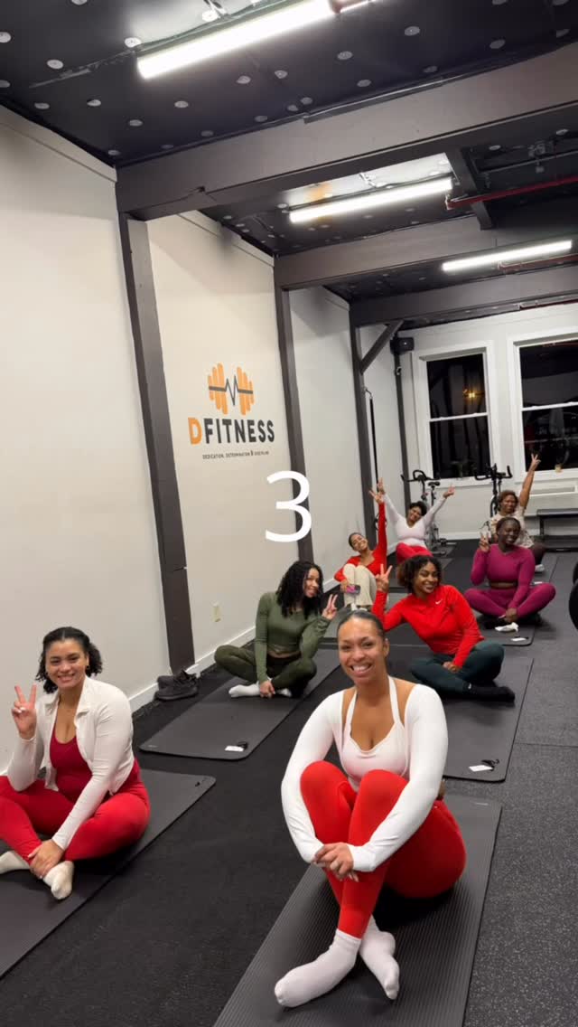 Training together, getting stronger together 💪🏾
#dfitness #noexcuses #fitnesscommunity