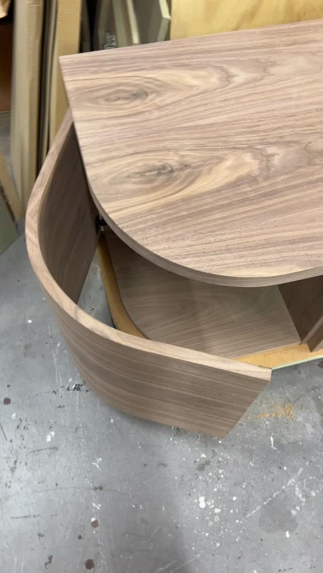 Workshop is now closed for the year! If you have a project in mind for 2026, let's connect. Wishing you all a Merry Christmas and a happy new year! #joinery #woodworking #bespokejoinery #midcenturymodernfurniture #handmade