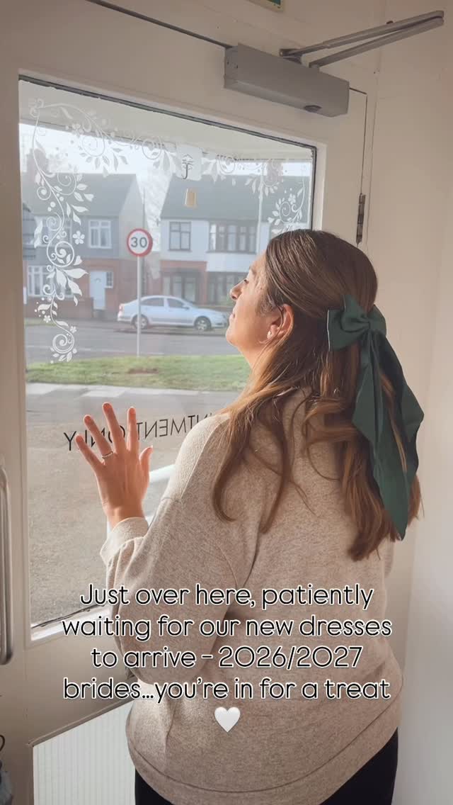 We will have so many beautiful new gowns arriving in the new year brides, keep an eye on our stories & we will let you know as soon as each one arrives. We are so excited to see them on our brides!! 🤍xx