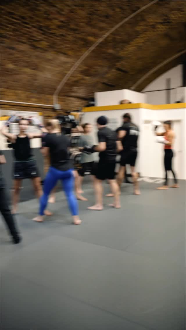 Boxing at Legacy, together we grow, our community is our strength.
#martialarts #hoxton #boxing #workout #hackney