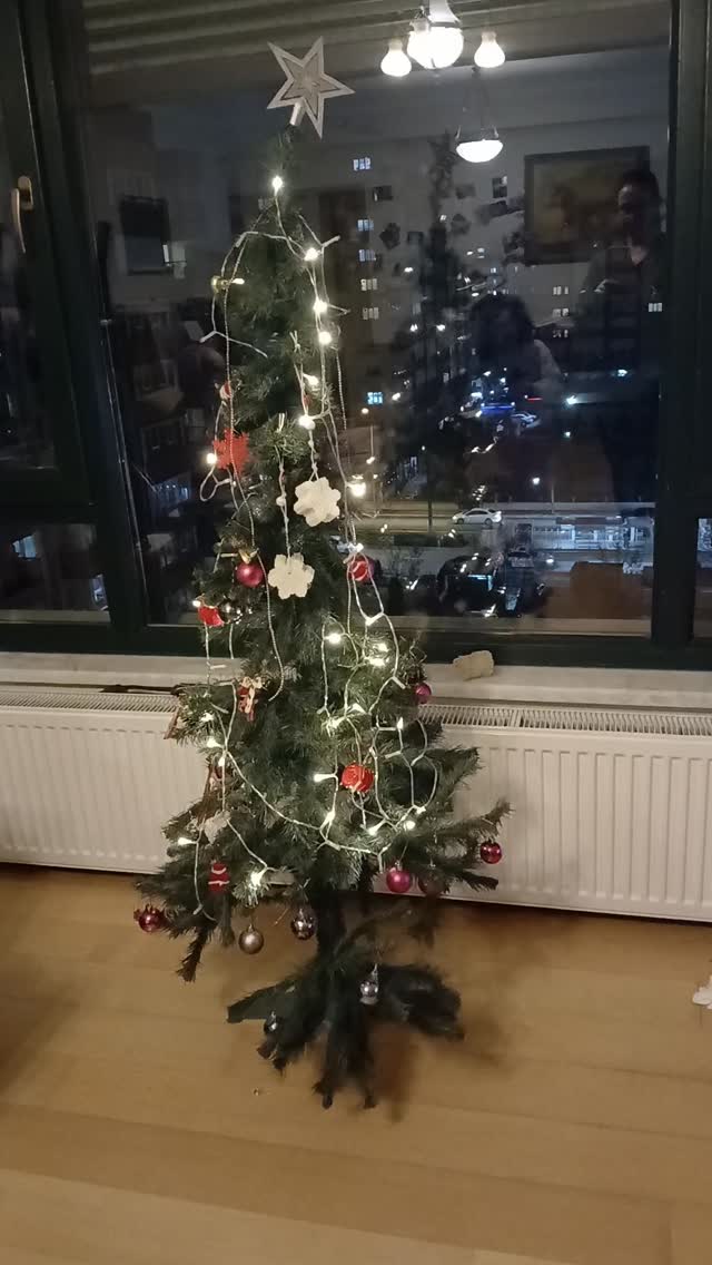 KARTANESİ sabunlar önce yılbaşı ağacınızı süslesin, sonra banyonuza neşe getirsin...
