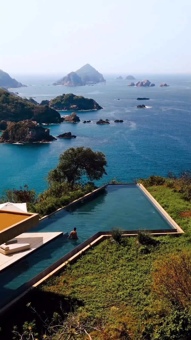 This luxury destination on Mexico’s secluded Pacific coast should be on your 2026 travel list: Four Seasons Resort Tamarindo, Mexico
“Experiencing @fstamarindo one of those places where the moment you step into the lobby, you know you’ve arrived at a very special destination. The views and architecture immediately set the tone. Time spent exploring beautiful villas, enjoying the tennis courts unwinding at the spa, and watching golden sunsets by the beach.” #Repost @meirr
#FSTamarindo #FourSeasons #TFGxFSTamarindo