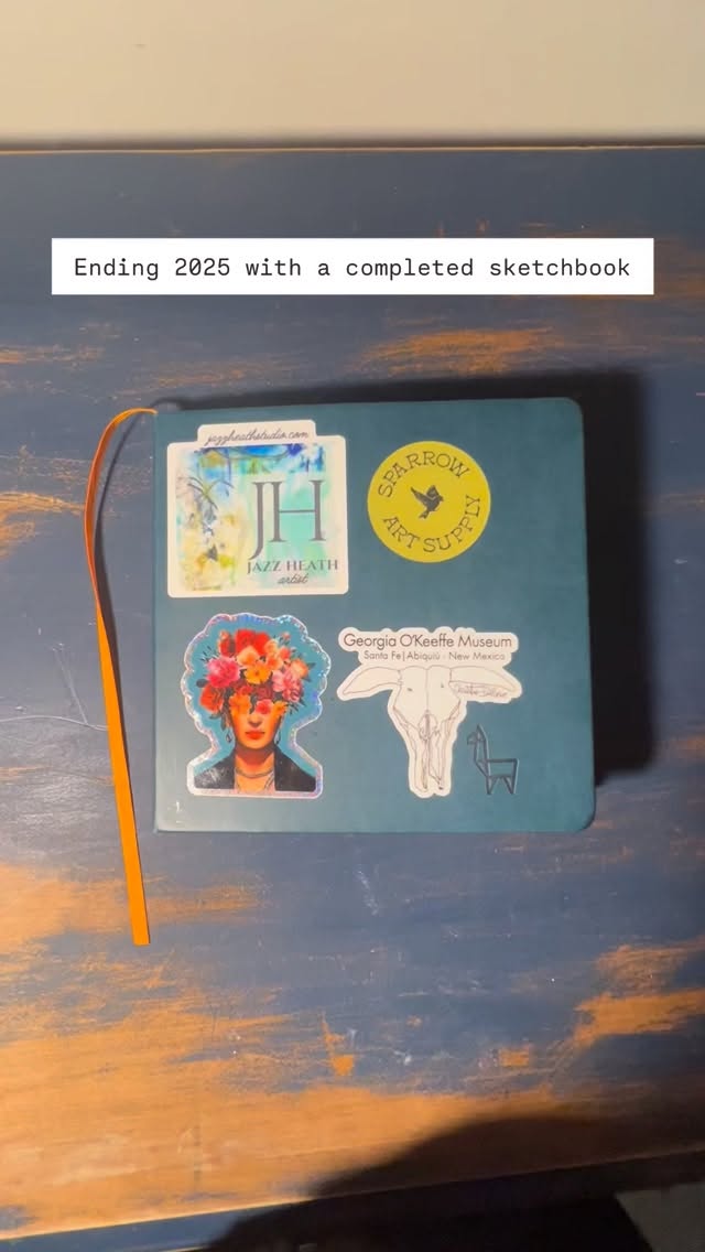 I’m loving these square sketchbooks from @etchr_lab @etchr_studio The paper is GORGEOUS and can handle a ton of water, paint and ink. I love them for travel too! Which sketchbooks do you like? I’d be interested to hear your recommendations! #mobileartist #sketchbook #sketchbookart #etchr
