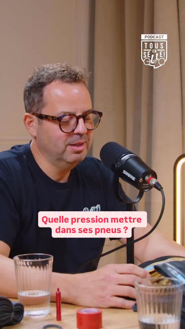 Quelle est la pression optimale à mettre dans vos pneus de vélo ?
Attention contrôle surprise de JP de @211cycles ! @arnaudmanzanini n’est pas passé loin d’un mot dans le carnet 😆
Episode soutenu par :
La Fédération française de cyclotourisme, FFVélo @ffvelo_officiel
Les magasins Cyclable @cyclable_france
#tousenselle #tousensellepodcast