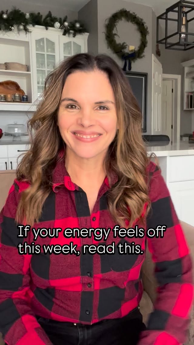 This stretch of the season can feel unexpectedly heavy ā
not exhausted in the usual way,
but more like your system is finally catching up.
Itās not only about food.
Itās the conversations.
The emotions that surface.
The packed schedule.
The constant āonā mode.
Your body ā especially your gut and nervous system ā needs space to process more than meals. It needs pauses, predictability, and gentleness.
This week, support yourself with:
⢠simple, nourishing meals
⢠steady hydration
⢠light movement or fresh air
⢠fewer demands when possible
You donāt need to push or power through this moment.
Slowing down is part of staying well.
⨠Consider this a reminder to care for your body a little more softly right now.