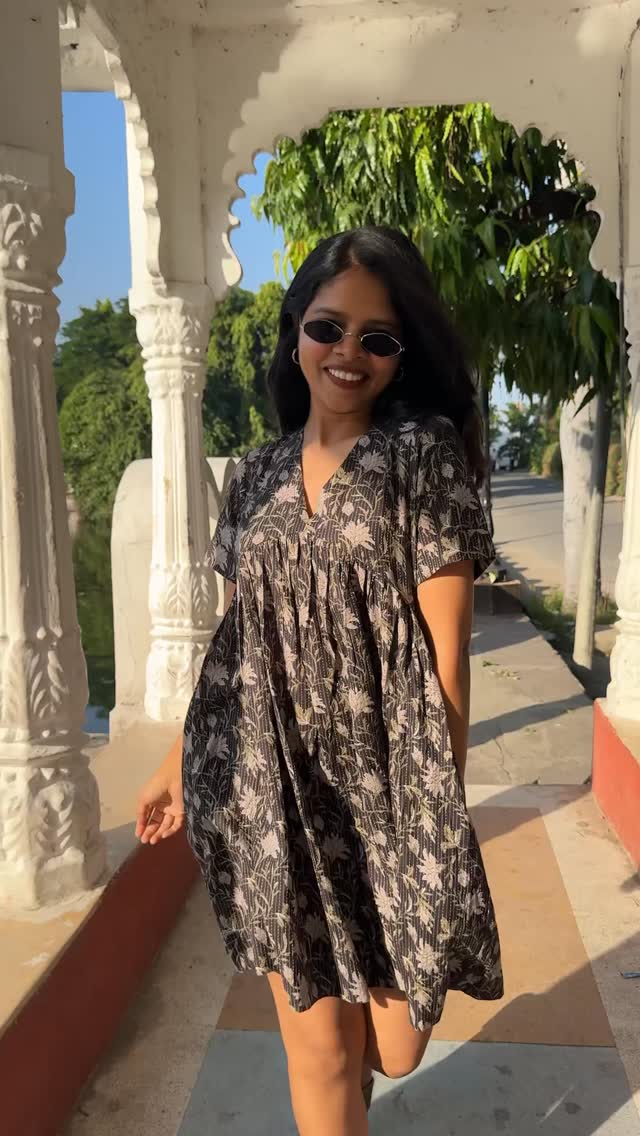 A handcrafted cotton dress designed for comfort, movement and effortless style ♥️
Perfect for everyday wear, travel days and slow mornings 🥰
(Handcrafted, cotton dress, Indian cotton textiles, everyday wear dress)
#clothingbrand #onlinestore #vocalforlocal #instafashion