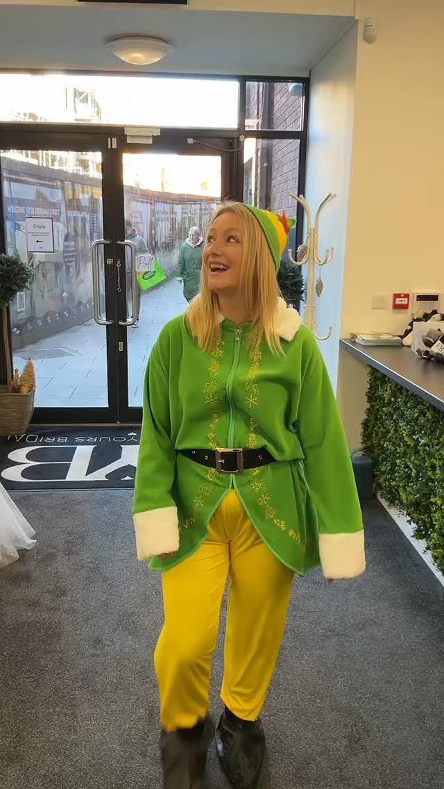 Merry Christmas everyone,
Welcome to eternally yours bridal wear! Tis the season to find your dream wedding gown 👀❤️
We hope you all have had an amazing day 😆
#weddingtok #weddingdress #BridalBoutique