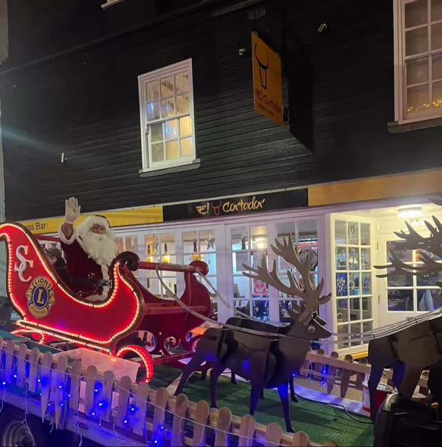 Feliz Navidad to all our wonderful customers 🎄
Thank you so much for being part of our 12th year here at El Cortador, we look forward to welcoming you back in 2026.