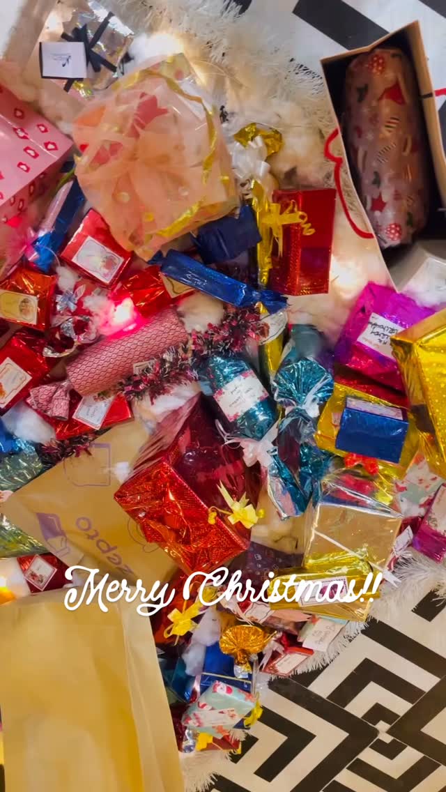 Celebrating the joy of the season with our incredible team. Grateful for the dedication, collaboration, and success we’ve achieved together this year.
Wishing everyone a Merry Christmas!!
#christmasatwork #seasongreetings #newyear2026 #virtualbinz #lifeatvbz