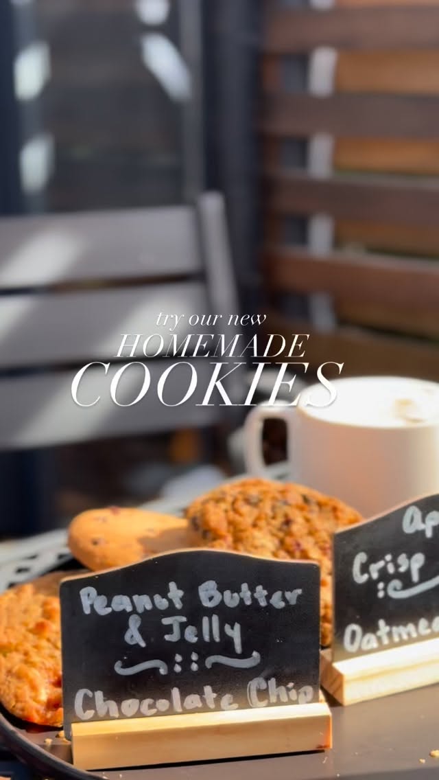 Apple Crisp Caramel, Peanut Butter Jelly, Double Chocolate Chips and Oatmeal Raisin Cookies are in✨🤍
#fyp #providence #rhodeisland