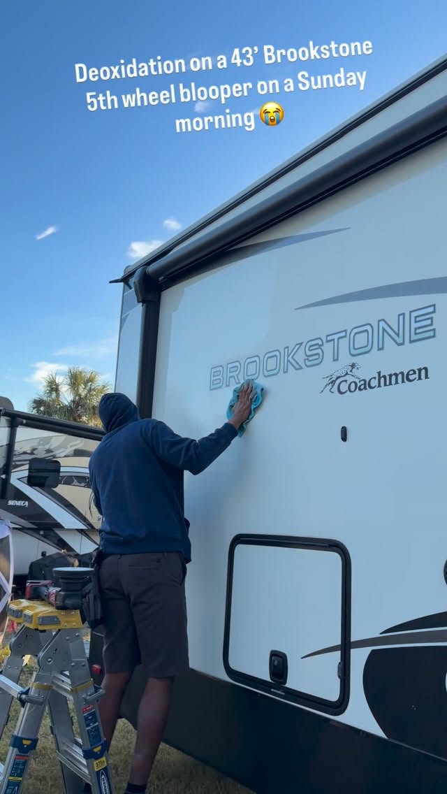 “ it looks huge from back here… “ - That’s what she said 😭 This client was hilarious, a walking clown show.
#RVDetailing #Detailing #fyp #RVLIFE #tampa