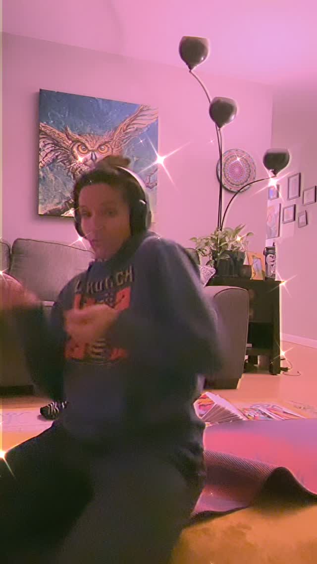 Working playlists for New Year’s (and yes, wouldn’t you know it, I’m wearing the same sweatpants I was in my last video 😆… feels right)… was feeling the power of the heart vibration… and the power of music to open the heart to the joy within. 🎉
That’s why, so often in my yoga classes, we dance… As I love to say, “dance is cardio and cardio means heart. When we dance, we strengthen the heart… Physically and energetically”.
When we dance, we feel, we come into entrainment, and it has the power to heal as we find the flow and release resistance.
We remember how to play and our childlike nature.
This year marks my 20th year of teaching Yoga … words cannot contain the depth of gratitude that lies in my heart… for this path… my teachers along the way…
for everyone I’ve had the pleasure of sharing the space of Yoga with so far🙏🏽. Thank you. I bow to you.
I can’t imagine who I’d be if I hadn’t found these teachings when I did.
There are many paths of yoga.
I choose the heart path. ❤️
compassion.
Empathy.
Forgiveness.
Love.
The joy of the heart.
The profound depth of the heart.
The childlike curiosity of the heart .
The grief that cracks our hearts back open.
The deep inner knowing that comes from the receptivity of the field that IS the heart.
Sending you love . ❤️
Not the cheesy love, not the “love and light” love… the deep, powerful, transformative, love.
The love of profound inner acceptance 🙏🏽
The love that is the willingness to see the “other”.
May my heart light shine out wide and bright …
May the joy be contagious 😁
Time to dance …
@thebefreehealingcenter
#Happynewyear #thebefreehealingcenter #getdown
