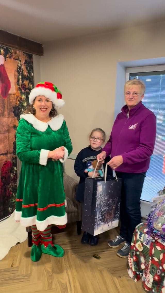 Thank you to everybody who brought a ticket our Christmas hamper raffle for @catsworcester . We are delighted to announce that the raffle raised an incredible £310.00 ! Congratulations to our winner Mrs Goddard with lovely Jenson🐈⬛🐈