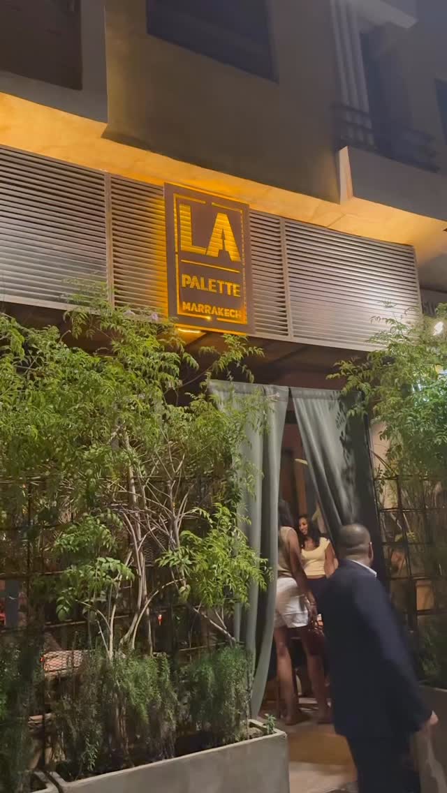 Merci pour votre fidélité tout au long de cette année 2025 🤗 Nous espérons vous retrouver toujours aussi nombreux l’année prochaine !
La Palette, c’est des rencontres, des rires, de super moments, de très bons plats et surtout un lieu chaleureux et convivial…
À très vite en 2026 ! 🤩
#marrakech #restaurant #marrakesh #finefood #frenchrestaurant
