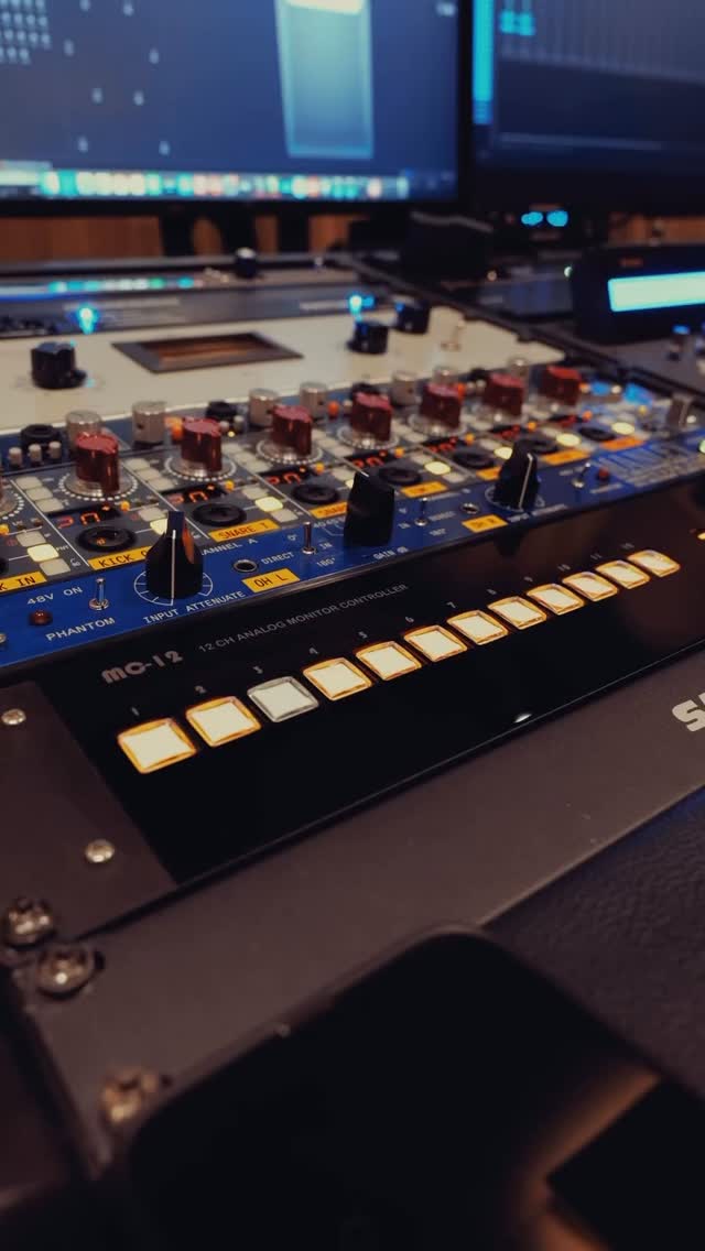 Pro Studios choose 𝗣𝗔𝗧𝗖𝗛.
🛒 Shop Now - www.flockaudio.com/buy
📍Dealers - www.flockaudio.com/dealers
- - -
Use your Analog Hardware like plugins with simple drag + drop intuitive functionality plus so much more! Contact your preferred Flock Audio Dealer to learn more and order your PATCH Series model today!
- - -
See why thousands of audio professionals and studios around the world are switching to the new standard of analog routing… The PATCH Series! (www.flockaudio.com)
- - -
#flockaudio #patchbay #StudioLife #AudioEngineering #MixingEngineer #RecordingStudio #MusicProduction #SoundDesign #AudioGear #ProAudio #MusicStudio #HomeStudio #StudioSetup #PatchBay #AnalogGear #DigitalAudio #StudioEquipment #SoundEngineer #MixingAndMastering #StudioRecording #MusicProducer #AudioMixing #MasteringMusic #StudioSession #GearHead #studioinspiration #studiowork #studio #mixing