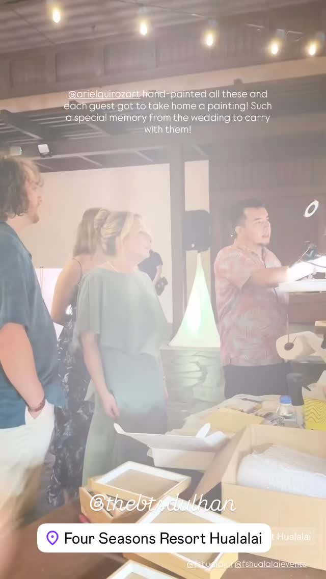 A dream collaboration at Four Seasons Hualalai đşđ¨
This wedding was pure inspiration. Live painting during the reception, creating individual guest artworks and larger pieces for the couple, all rooted in real places around the property that already carried stories of love, engagements, and past weddings.
What moved me most was hearing guests share how connected they felt to their paintings, not just as portraits or scenes, but as memories tied to meaningful moments on the Big Island. This is the kind of creative trust every artist hopes for, couples who invite you to fully customize, collaborate, and bring something deeply personal to life.
Live art like this turns a wedding into an experience guests carry home and hang on their walls, long after the music fades.
Mahalo to this beautiful couple for the vision and the aloha.