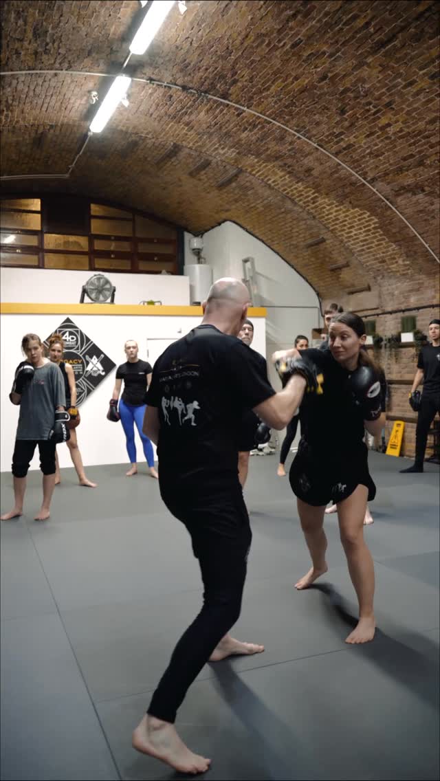 Boxing at Legacy, together we grow, our community is our strength.
#martialarts #hoxton #boxing #workout #hackney