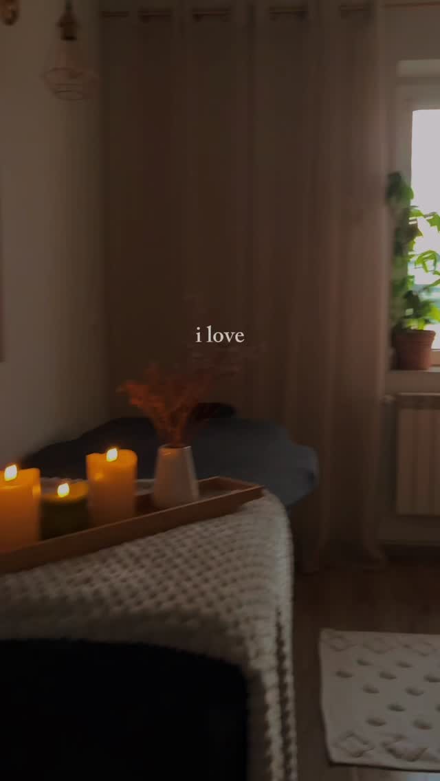 Najpiękniejsze chwile z mnóstwem świec ❤️ za oknem śnieg i piękne widoki z wanny 🙏 relaks dla dwojga, kąpiel terapeutyczna, czy randka solo- to Ty wybierasz, jak relaksujesz się w Blue Tori SPA 😻